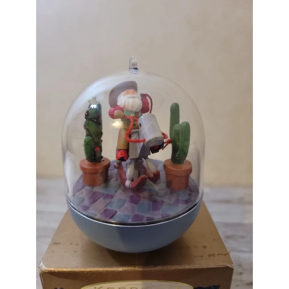 1993 Hallmark Keepsake Ornament ~ HOME ON THE RANGE ~ Magic Light & Motion